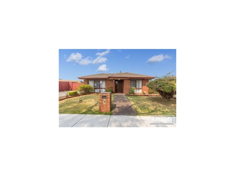 60 Endeavour Drive, Cranbourne North VIC 3977