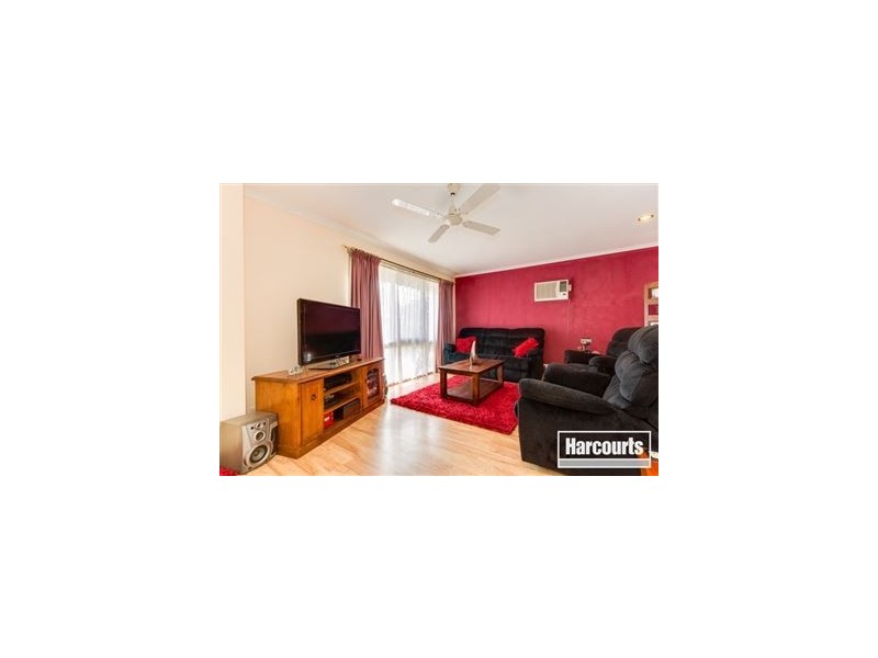 60 Endeavour Drive, Cranbourne North VIC 3977