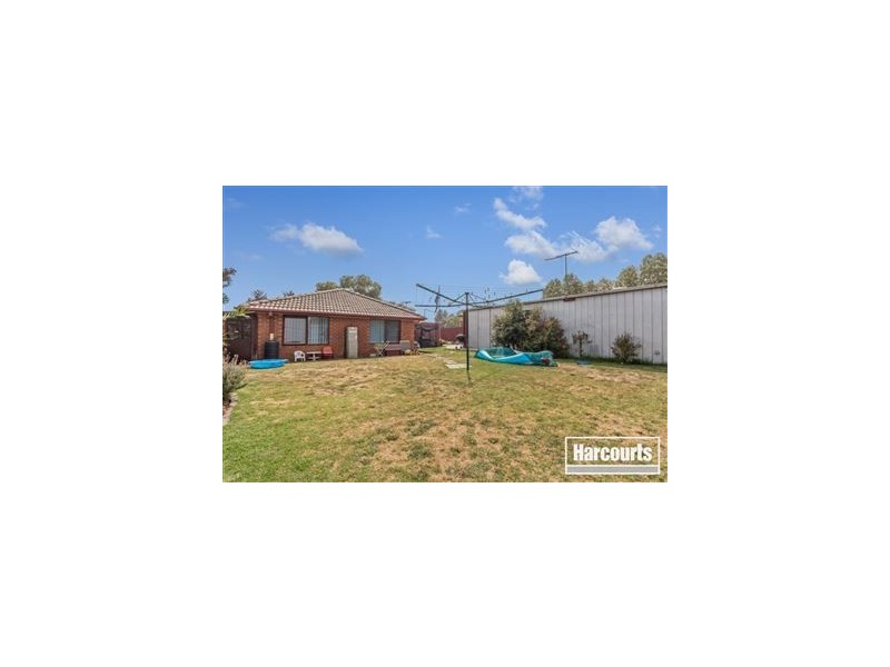 60 Endeavour Drive, Cranbourne North VIC 3977
