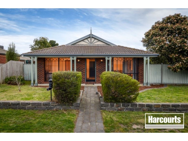 12 Chadbourn Place, Narre Warren South VIC 3805