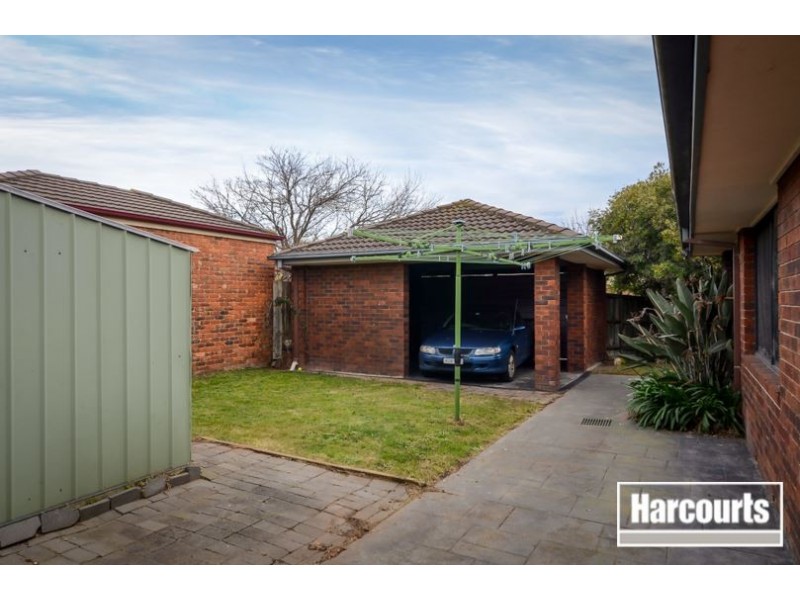 12 Chadbourn Place, Narre Warren South VIC 3805