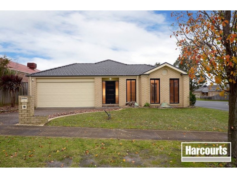 1 Azure Place, Narre Warren South VIC 3805