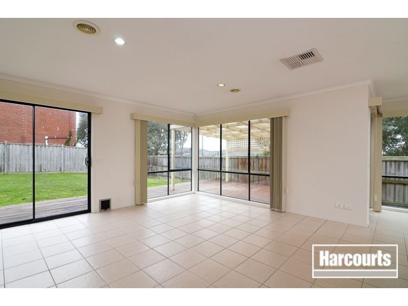 1 Azure Place, Narre Warren South VIC 3805