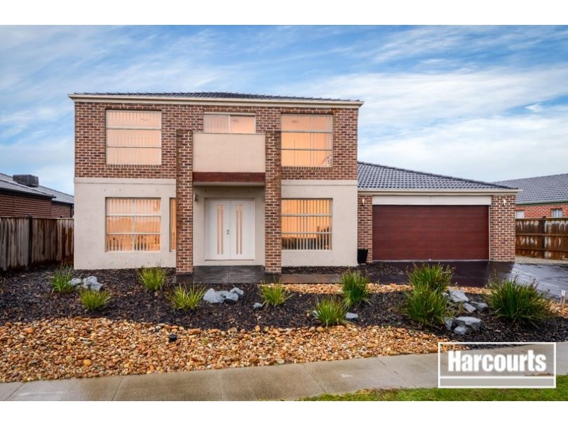 72 Mountainview Boulevard, Cranbourne North VIC 3977