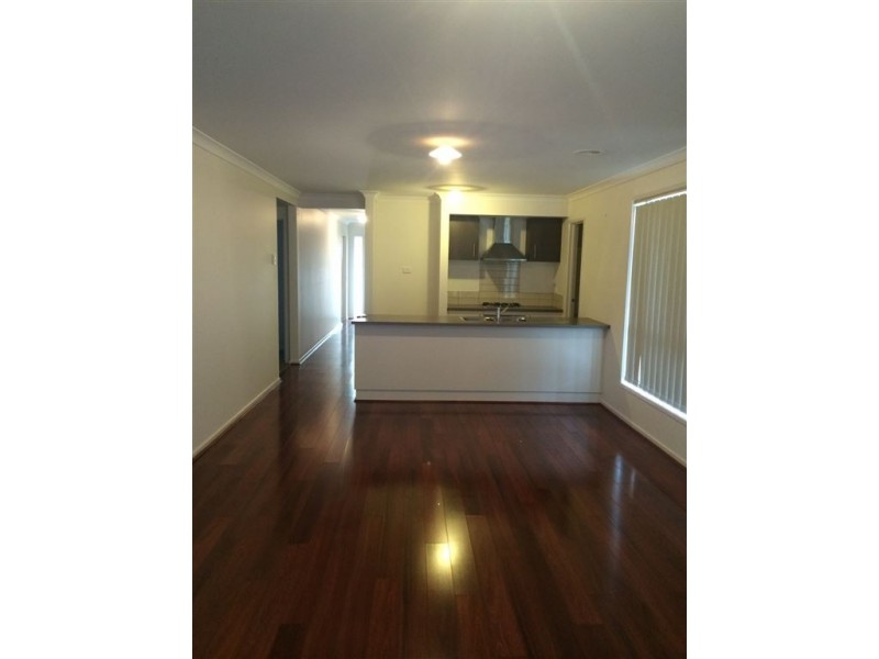 36 Bonneville Parade, Pakenham VIC 3810