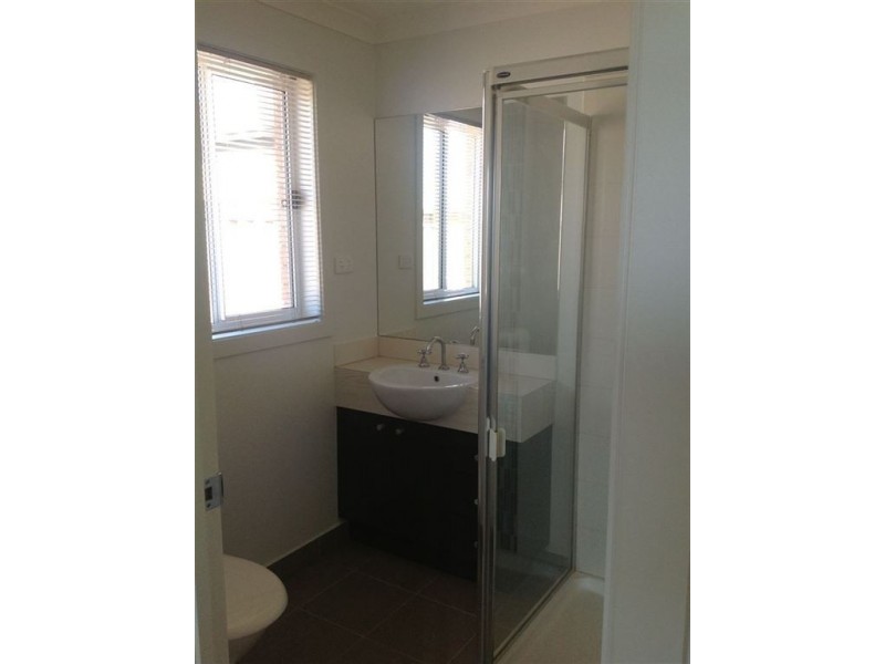 28 Algerd Way, Pakenham VIC 3810