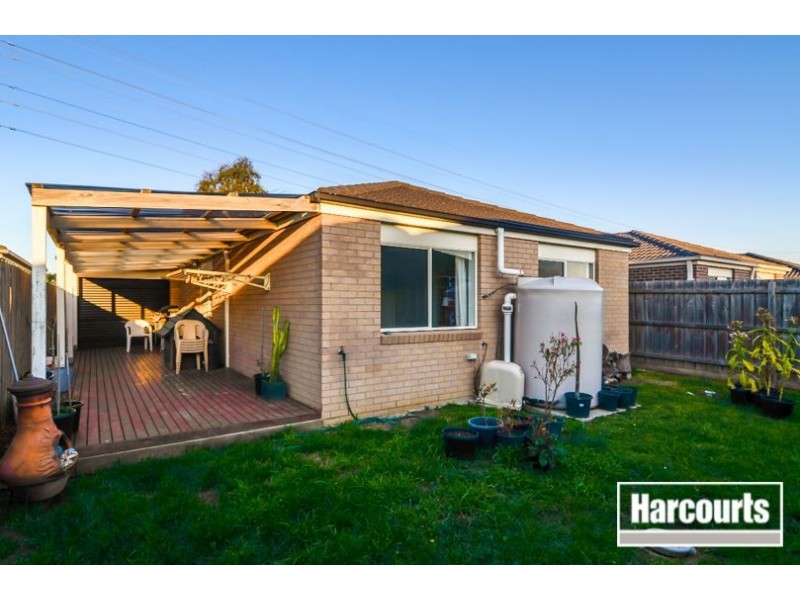 21 Calais Circuit, Cranbourne West VIC 3977