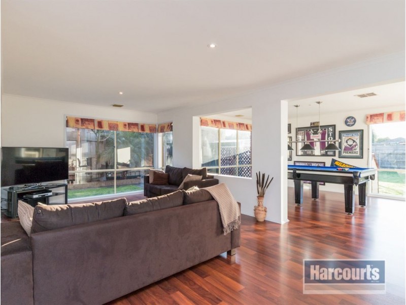 15 Arlington Place, Narre Warren South VIC 3805