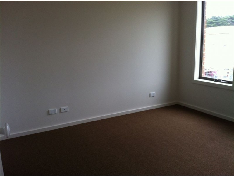 126 Sabel Drive, Cranbourne North VIC 3977