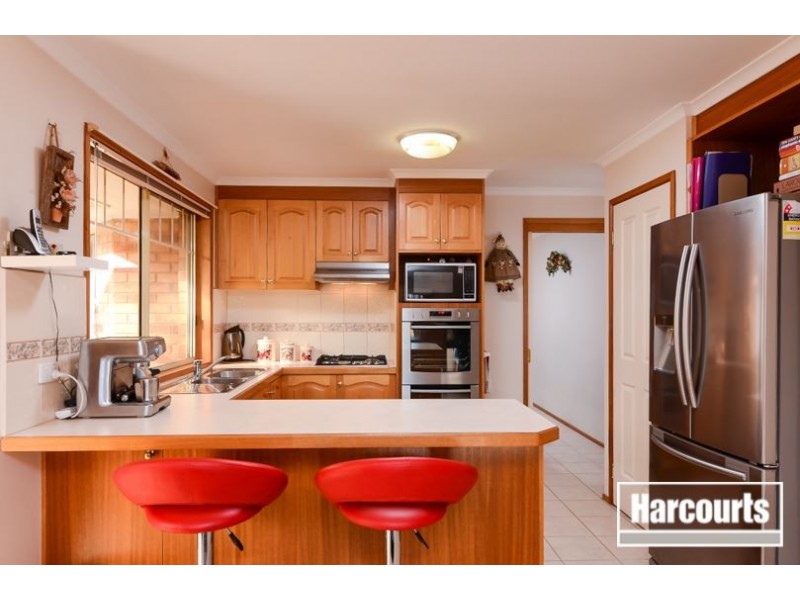 15 Fira Court, Narre Warren VIC 3805