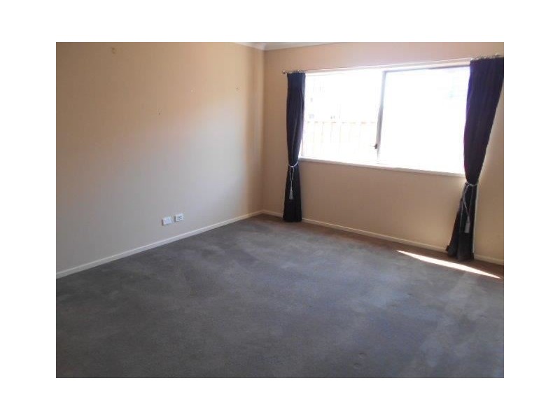 20 Blackledge Drive, Cranbourne East VIC 3977