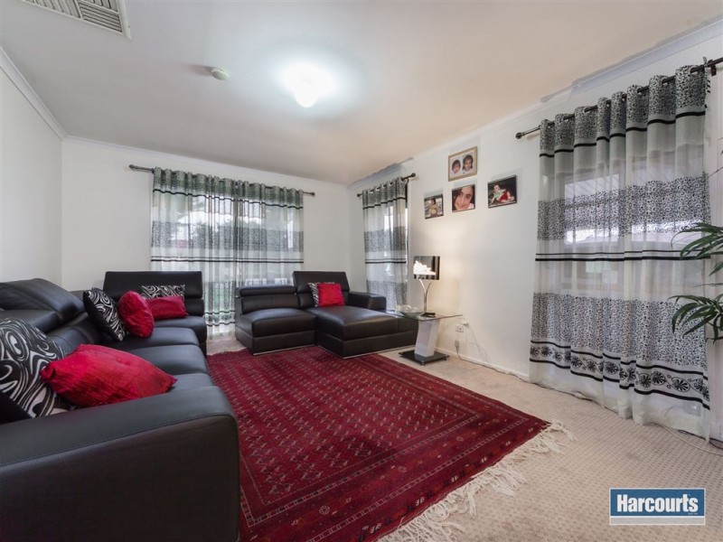 11 Lara Court, Hallam VIC 3803