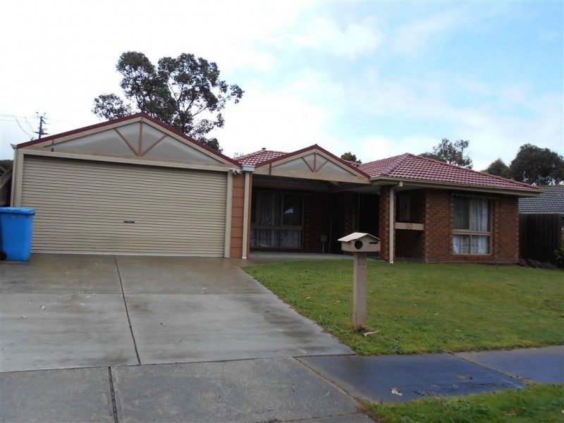 10 Phillip Drive, Cranbourne North VIC 3977