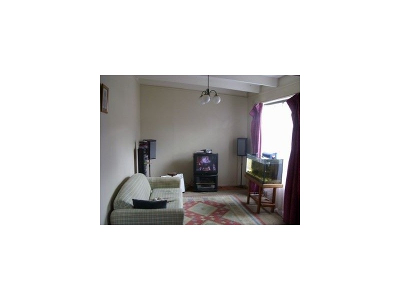 9 David Avenue, Cranbourne VIC 3977