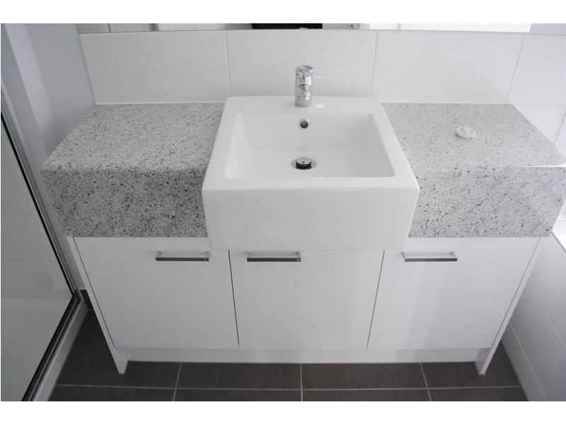 20/17 Golden Elm Way, Lyndhurst VIC 3975