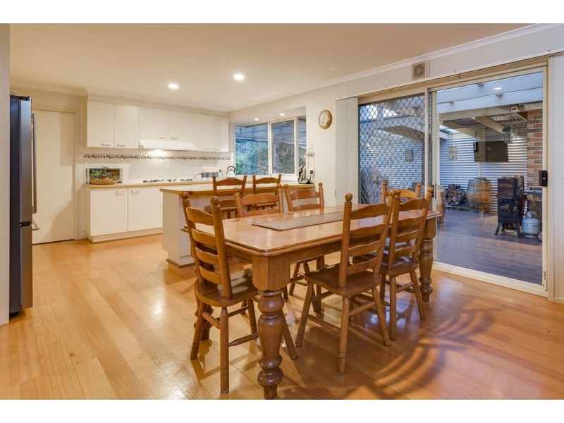 25 Palm Way, Narre Warren South VIC 3805