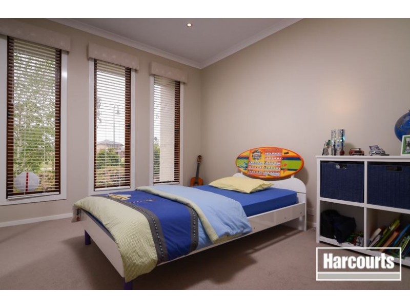 15 Landini Circuit, Cranbourne North VIC 3977