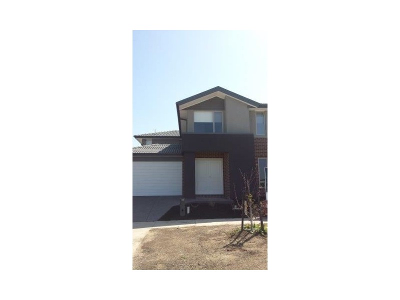 37 Green Gully Road, Clyde VIC 3978