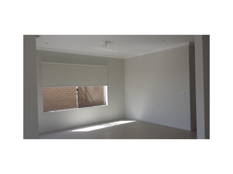 37 Green Gully Road, Clyde VIC 3978