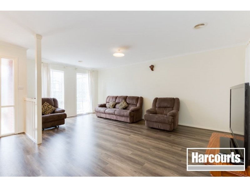 21 Hanrahan Wynd, Lynbrook VIC 3975