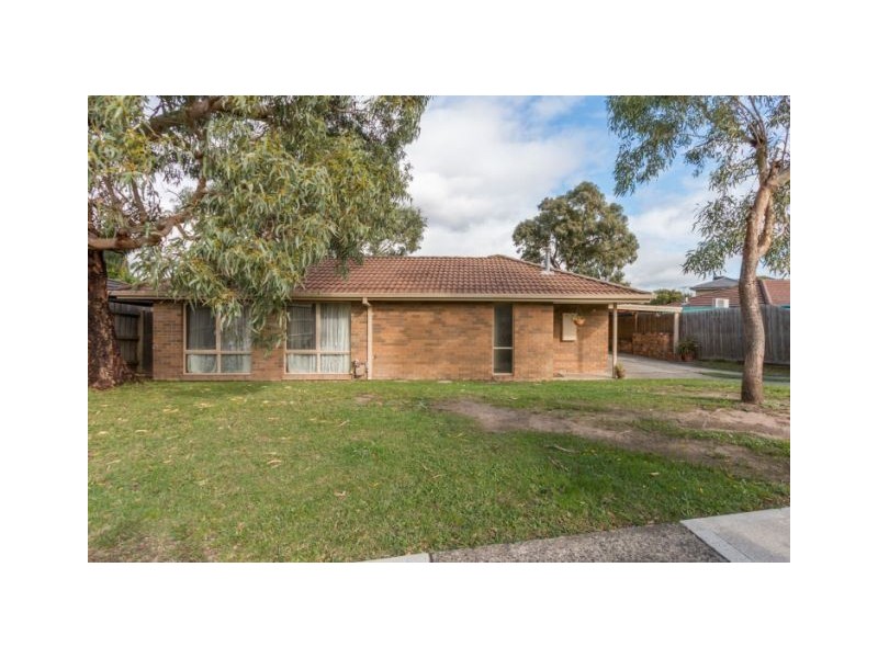 5 Nandina Road, Narre Warren VIC 3805