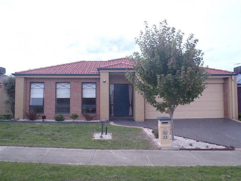 22 Pevensey Drive, Narre Warren South VIC 3805
