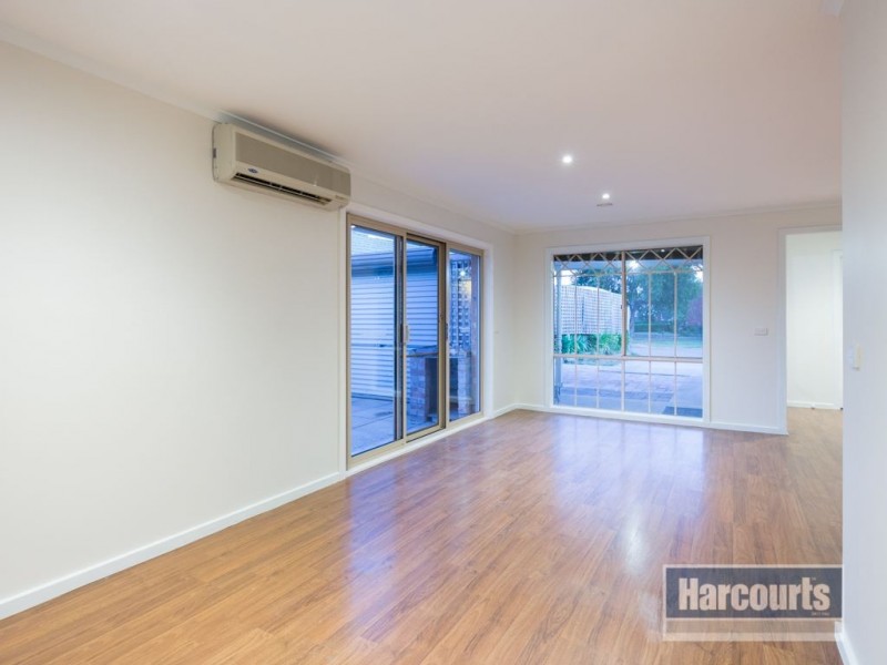 25 England Walk, Narre Warren South VIC 3805