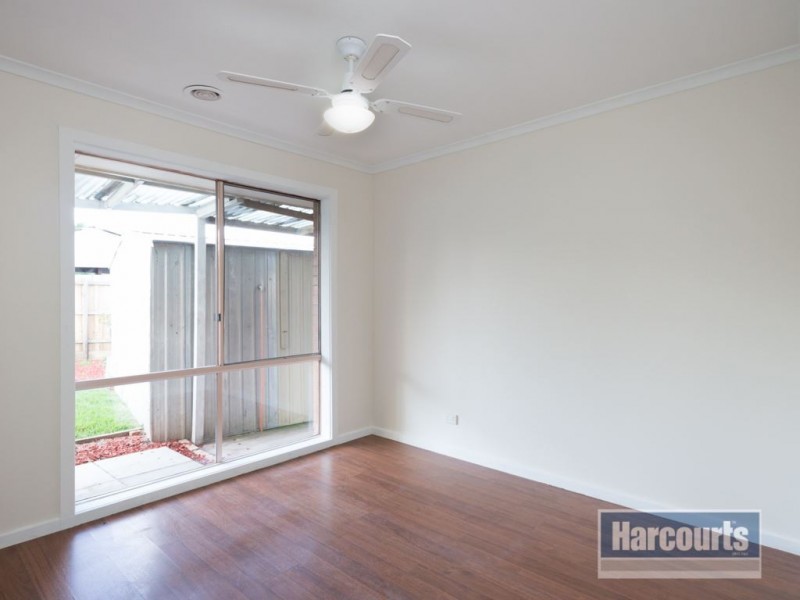 25 England Walk, Narre Warren South VIC 3805