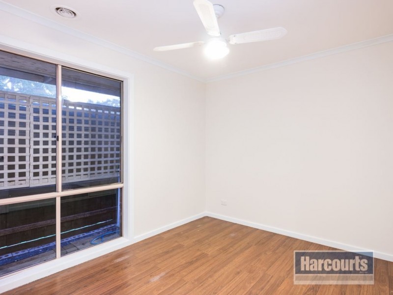 25 England Walk, Narre Warren South VIC 3805