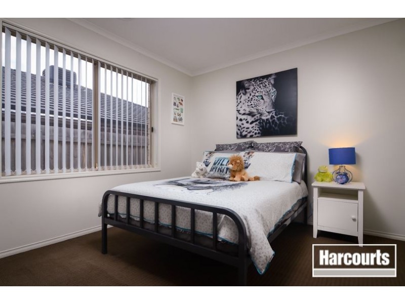 15 Honeyeater Grove, Narre Warren VIC 3805