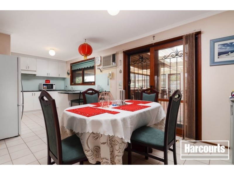 5 Lewisham Close, Hampton Park VIC 3976