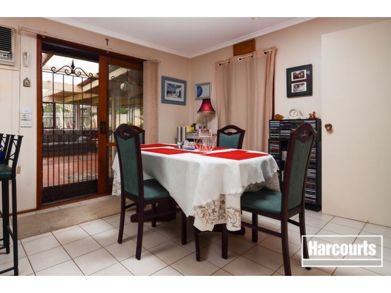 5 Lewisham Close, Hampton Park VIC 3976