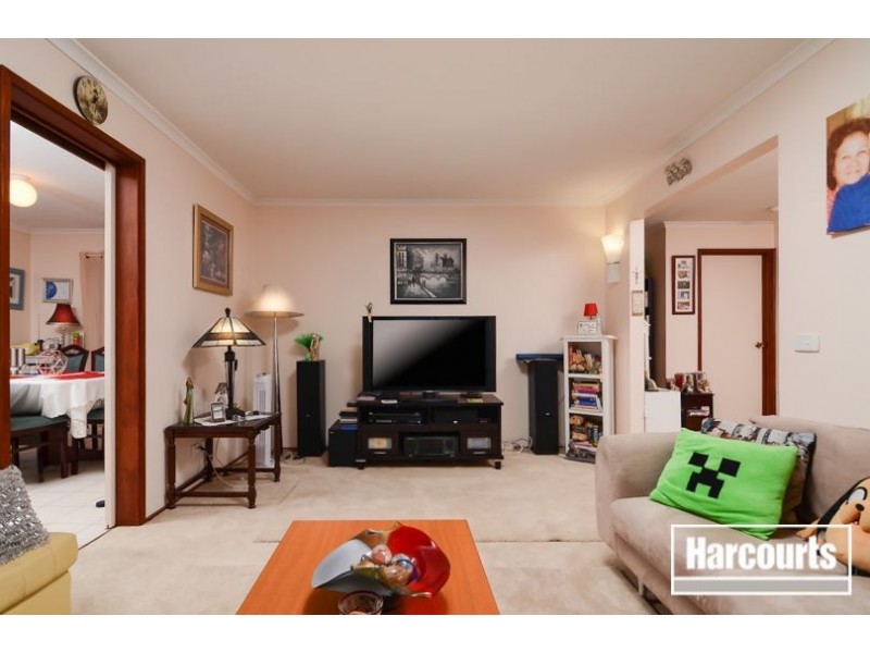 5 Lewisham Close, Hampton Park VIC 3976