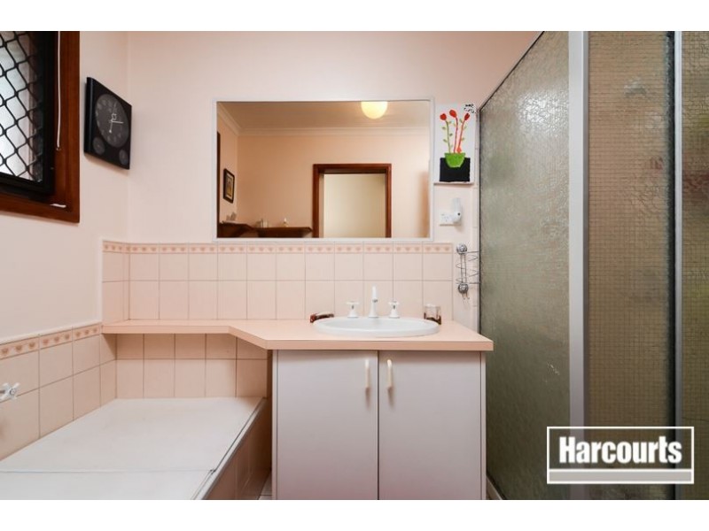 5 Lewisham Close, Hampton Park VIC 3976