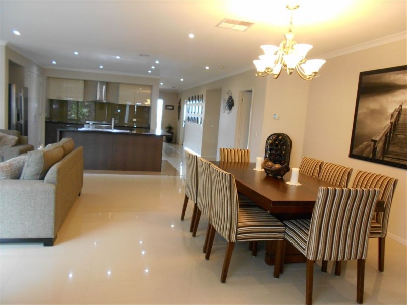 22 Sagan Drive, Cranbourne North VIC 3977