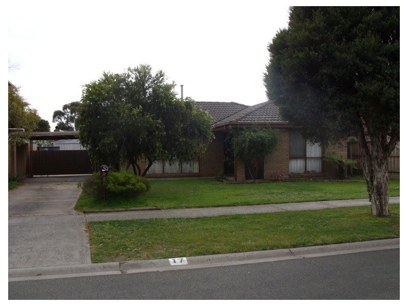 17 Macquarie Court, Cranbourne VIC 3977
