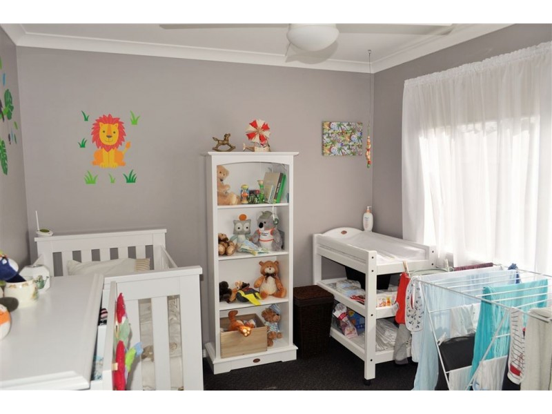 1 Calais Circuit, Cranbourne West VIC 3977