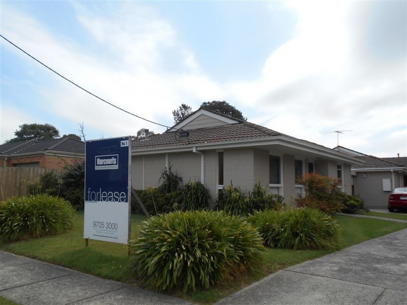 1/5 Walter Street, Cranbourne VIC 3977