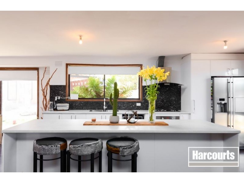 4 Evelyn Court, Hampton Park VIC 3976