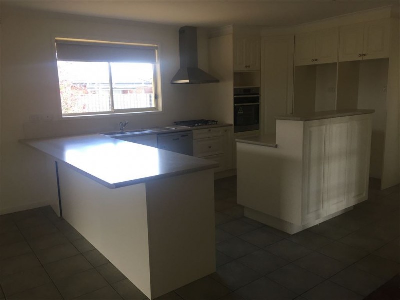 1231 Frankston Dandenong Road, Carrum Downs VIC 3201