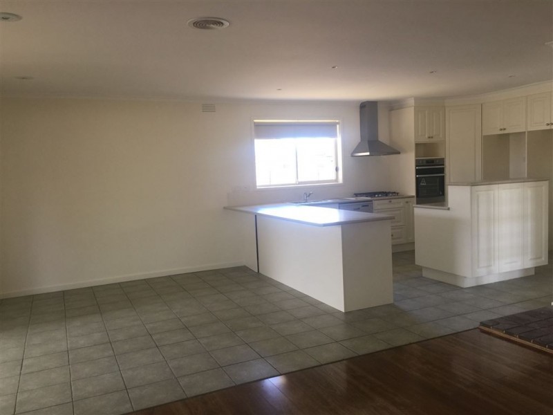 1231 Frankston Dandenong Road, Carrum Downs VIC 3201