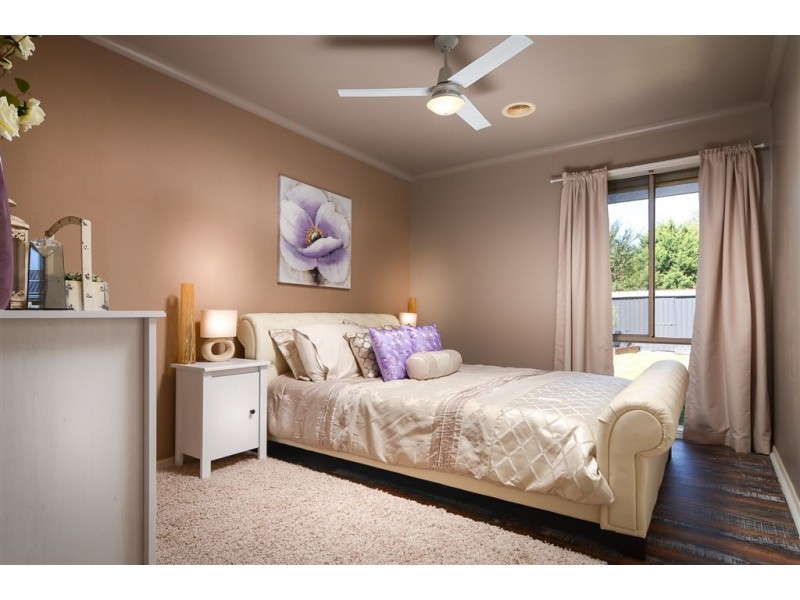 12 Kershaw Drive, Narre Warren South VIC 3805