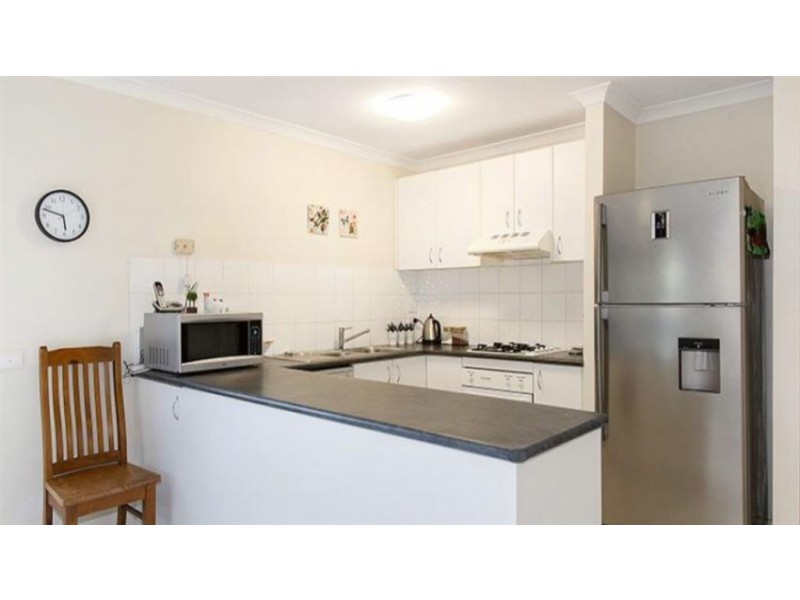 11/133 Bemersyde Drive, Berwick VIC 3806