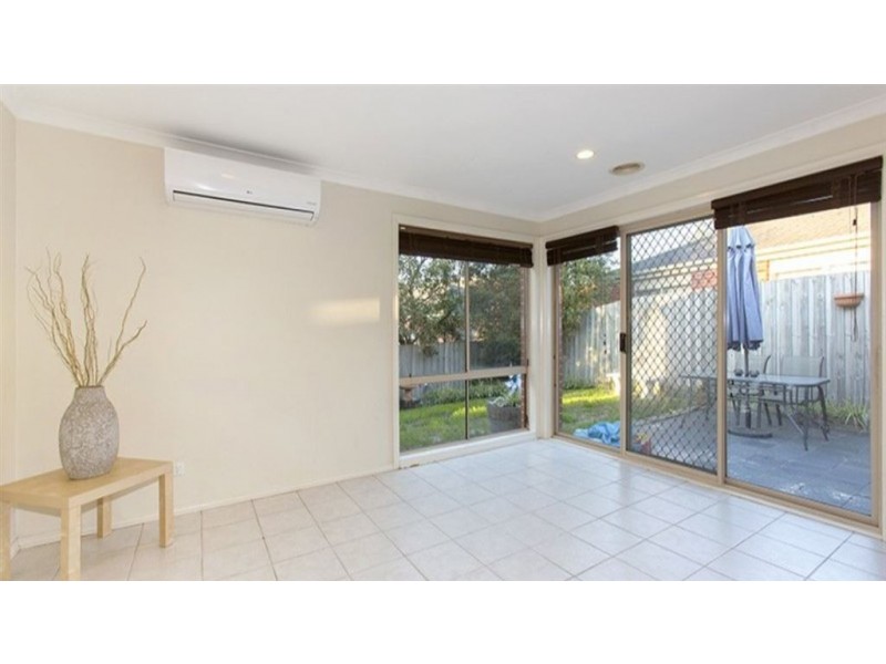 11/133 Bemersyde Drive, Berwick VIC 3806