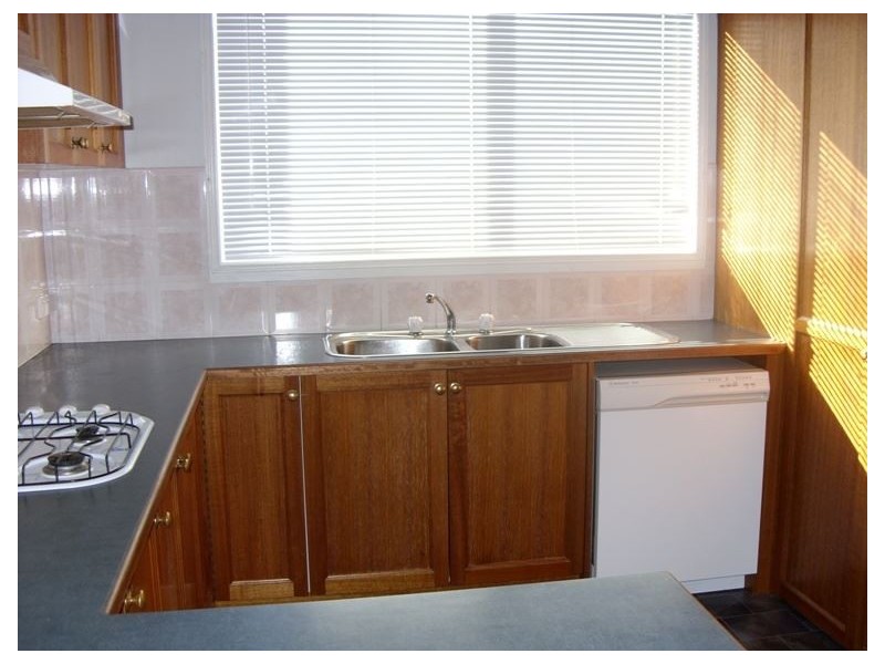 3 Stephellen Way, Cranbourne West VIC 3977