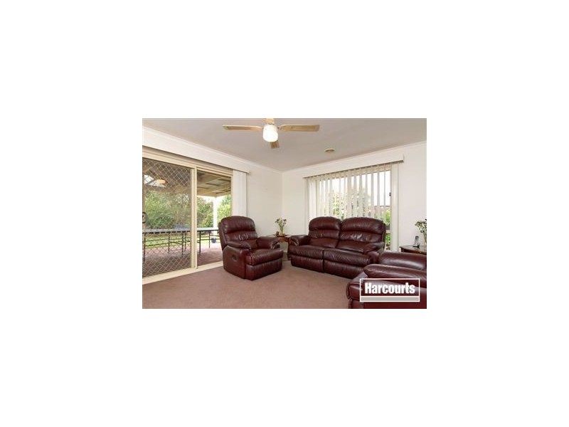 61 The Promenade, Narre Warren South VIC 3805