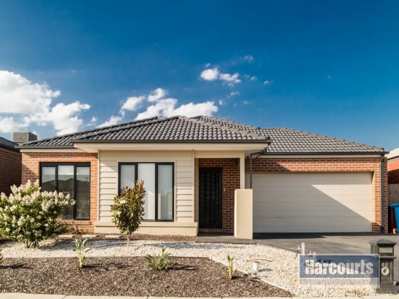 49 Linden Tree Way, Cranbourne North VIC 3977