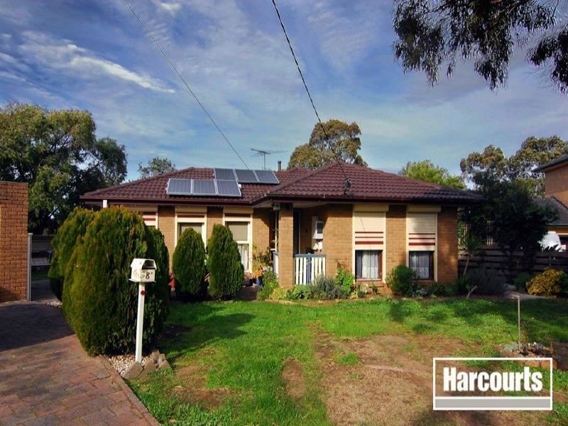 8 Parklands Court, Narre Warren VIC 3805