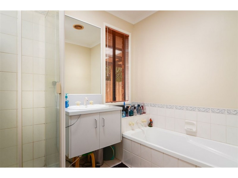 337 Ormond Rd, Narre Warren South VIC 3805