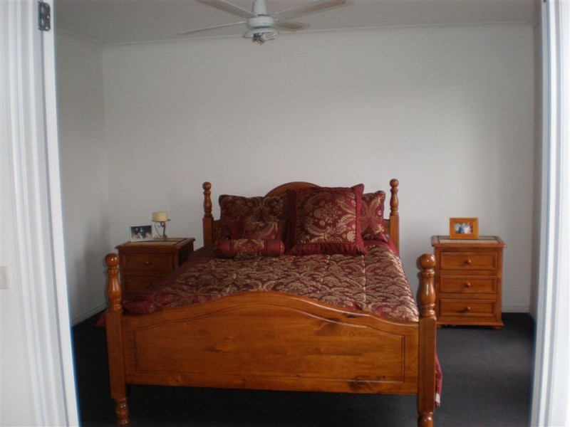 28 Abbey Road, Narre Warren South VIC 3805